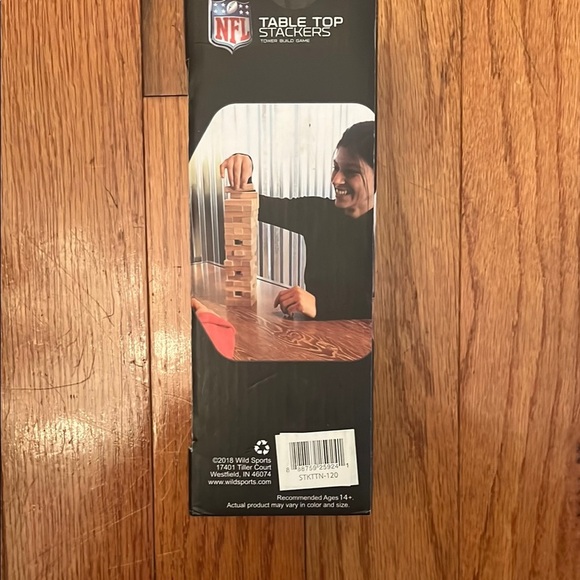 NFL Giants tabletop, stackers Jenga game - Red, Blue, White - Picture 4 of 5